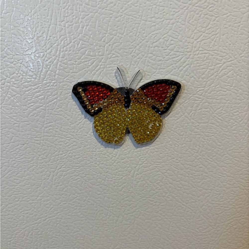 Butterfly magnet